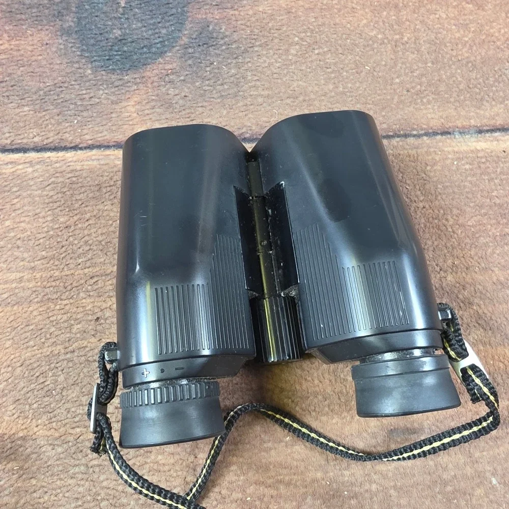 Nikon Travelite II Binoculars Adult 9x25 Black Good 5.6 Field of View Case